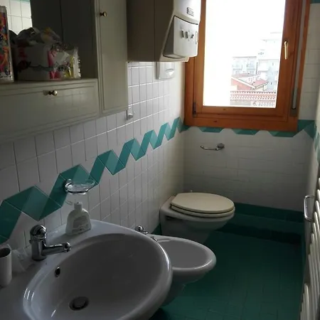 Lägenhet Condominio Baffi *